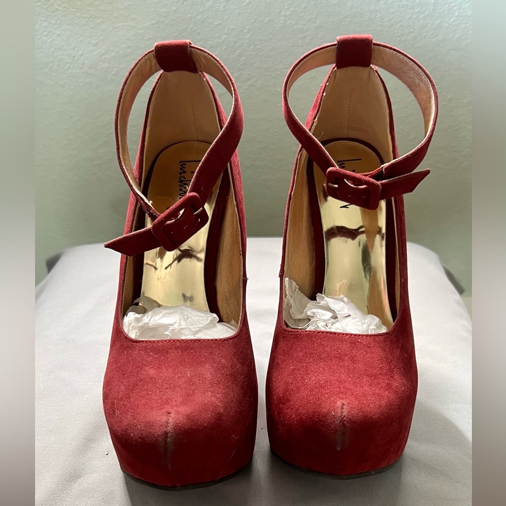 Luichiny Wine Suede Platform Wedges